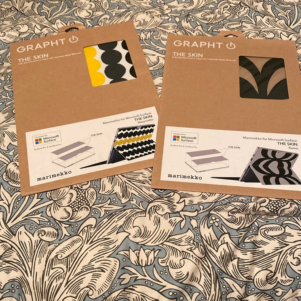 Set of 2 - marimekko for Microsoft surface decals - skin in Kaivo & Räsymatto